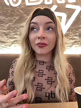 Snapshot of melissa_grr chatting on February 15, 2025, 12:54 pm melissa grr online show from February 15, 2025, 12:54 pm