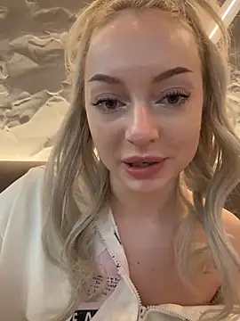 Snapshot of melissa_grr chatting on February 23, 2025, 11:55 am melissa grr online show from February 23, 2025, 11:55 am