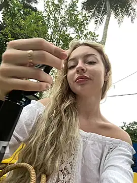 Snapshot of melissa_grr chatting on March 3, 2025, 11:55 am melissa grr online show from March 3, 2025, 11:55 am