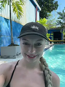 Snapshot of melissa_grr chatting on March 15, 2025, 10:35 am melissa grr online show from March 15, 2025, 10:35 am