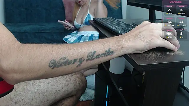 Snapshot of sophia_frank chatting on October 1, 2025, 1:17 pm sophia frank online show from October 1, 2025, 1:17 pm