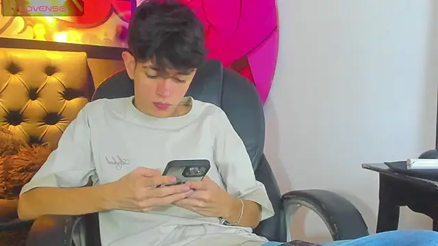 KLAUS SUNRISE XX online show from September 23, 2025, 3:53 am