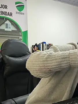 Alysson-- online show from February 11, 2026, 2:22 pm