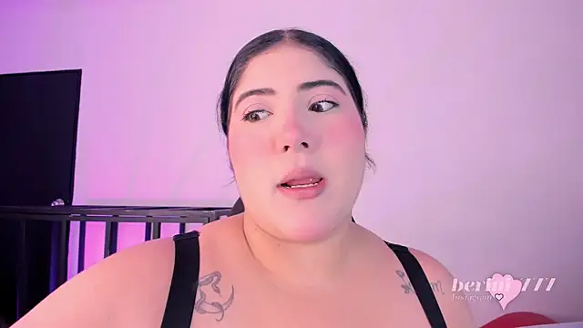 AmberiniHoffman online show from June 26, 2026, 12:09 pm