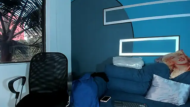 Snapshot of Brunettesexy0 chatting on January 12, 2025, 9:51 pm Brunettesexy0 online show from January 12, 2025, 9:51 pm