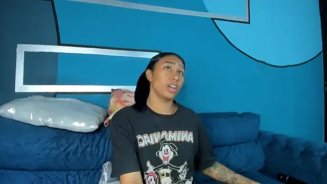 Snapshot of Brunettesexy0 chatting on February 18, 2025, 1:43 am Brunettesexy0 online show from February 18, 2025, 1:43 am