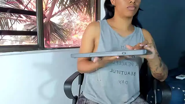 Snapshot of Brunettesexy0 chatting on February 19, 2025, 7:16 pm Brunettesexy0 online show from February 19, 2025, 7:16 pm