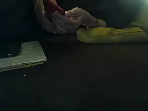 Snapshot of AlanaLaDream chatting on March 21, 2025, 11:34 pm AlanaLaDream online show from March 21, 2025, 11:34 pm