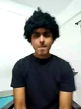 Samser0403 online show from January 8, 2025, 4:44 pm