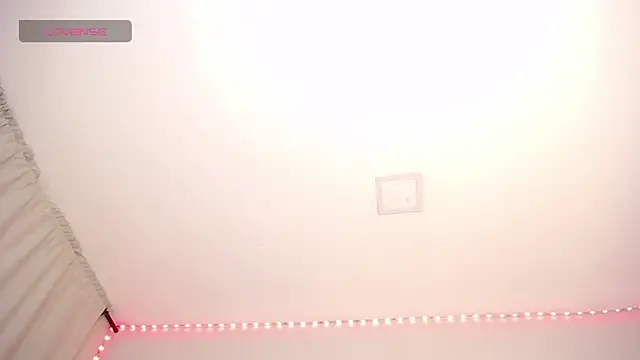 Snapshot of charlotte1-ls chatting on January 5, 2025, 9:25 pm charlotte1-ls online show from January 5, 2025, 9:25 pm