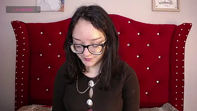 Snapshot of charlotte1-ls chatting on January 9, 2025, 9:26 pm charlotte1-ls online show from January 9, 2025, 9:26 pm