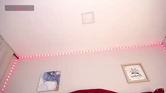 Snapshot of charlotte1-ls chatting on January 10, 2025, 12:27 am charlotte1-ls online show from January 10, 2025, 12:27 am