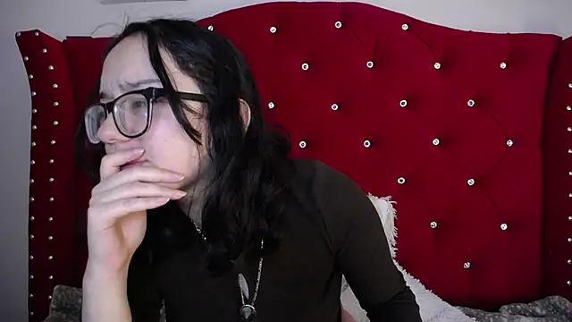 Snapshot of charlotte1-ls chatting on February 6, 2025, 12:33 am charlotte1-ls online show from February 6, 2025, 12:33 am