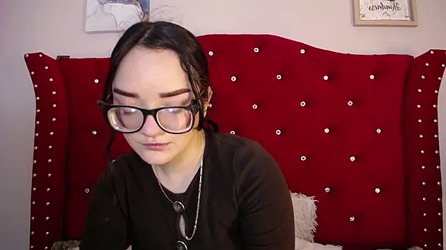 Snapshot of charlotte1-ls chatting on February 6, 2025, 9:38 pm charlotte1-ls online show from February 6, 2025, 9:38 pm