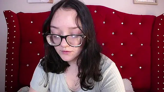 Snapshot of charlotte1-ls chatting on February 18, 2025, 12:48 am charlotte1-ls online show from February 18, 2025, 12:48 am