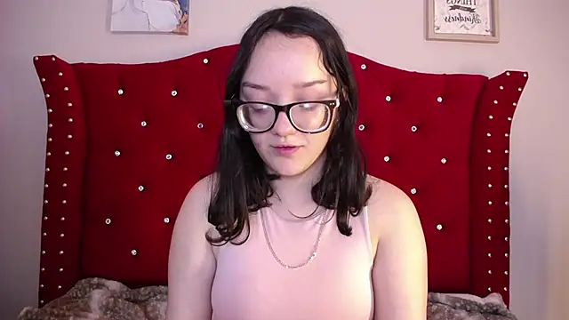 Snapshot of charlotte1-ls chatting on February 21, 2025, 1:33 am charlotte1-ls online show from February 21, 2025, 1:33 am