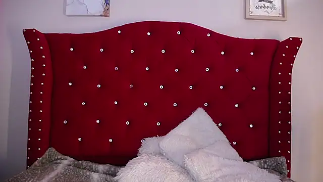 Snapshot of charlotte1-ls chatting on February 24, 2025, 9:41 pm charlotte1-ls online show from February 24, 2025, 9:41 pm