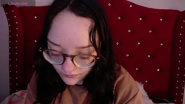 Snapshot of charlotte1-ls chatting on March 18, 2025, 1:32 am charlotte1-ls online show from March 18, 2025, 1:32 am