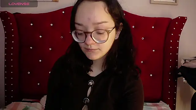 Snapshot of charlotte1-ls chatting on March 19, 2025, 9:27 pm charlotte1-ls online show from March 19, 2025, 9:27 pm