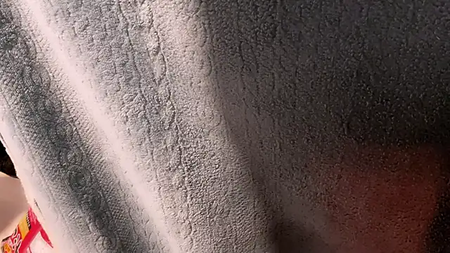 Im IVE LOVE online show from February 20, 2026, 2:17 pm