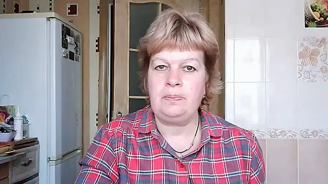 Ettie Tonia online show from March 10, 2025, 7:53 am