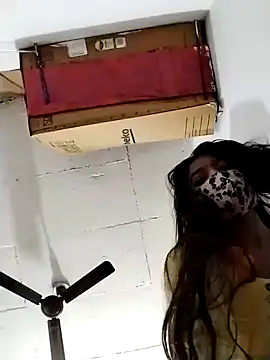 Cute-Ridhima online show from December 30, 2024, 8:43 am