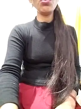 Snapshot of Cute-Ridhima chatting on March 26, 2026, 4:18 am Cute-Ridhima online show from March 26, 2026, 4:18 am