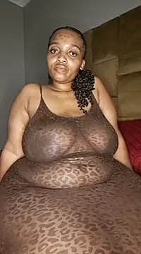 thicktash online show from February 1, 2025, 7:34 pm