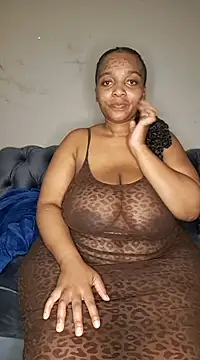 thicktash online show from February 7, 2025, 7:49 pm