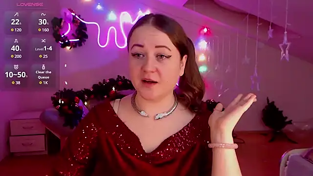LizzyShine online show from December 18, 2024, 6:35 pm