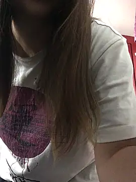 Snapshot of Miss_oliviaa chatting on December 29, 2024, 5:22 pm Miss oliviaa online show from December 29, 2024, 5:22 pm