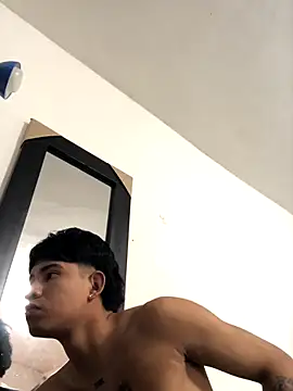 logannth online show from November 4, 2025, 5:34 pm