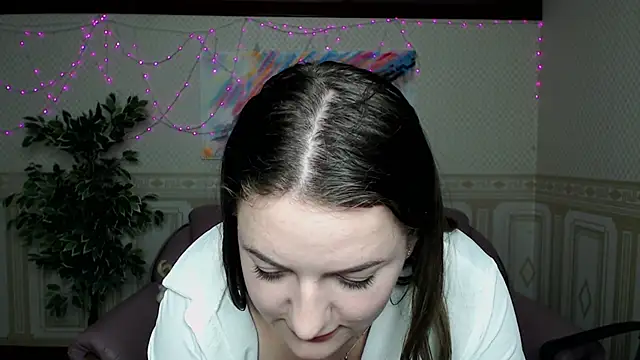 Helen Elliot online show from December 19, 2024, 10:02 am