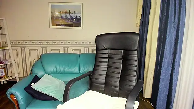 Helen Elliot online show from February 28, 2025, 4:42 pm