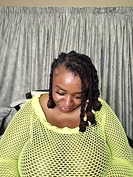 ThickianaRider online show from March 7, 2026, 3:47 am