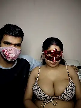 bigtitsqueen online show from March 3, 2026, 8:53 am