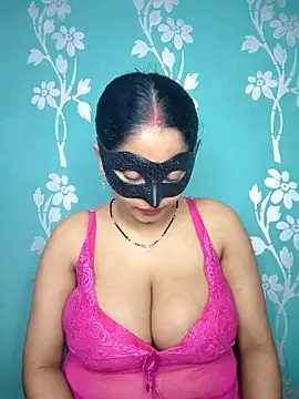 bigtitsqueen online show from March 21, 2026, 3:59 pm