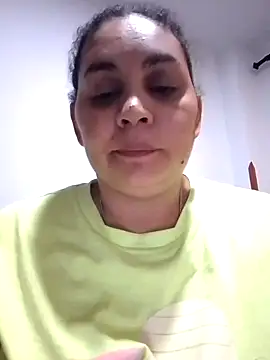 MirandaSoto online show from February 11, 2025, 12:05 pm