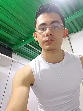 Snapshot of alexispaez457062 chatting on September 21, 2025, 2:35 am alexispaez457062 online show from September 21, 2025, 2:35 am