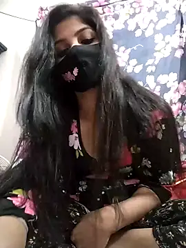 Cute-Lina online show from December 17, 2024, 4:32 pm