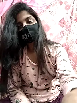 Cute-Lina online show from February 14, 2025, 1:40 pm