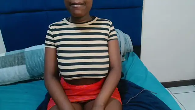 MilkyTitties online show from July 12, 2026, 9:22 am
