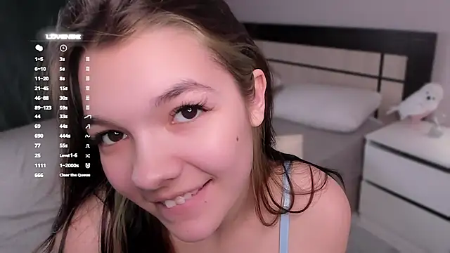 VeronaAppleberry online show from December 29, 2024, 4:16 am