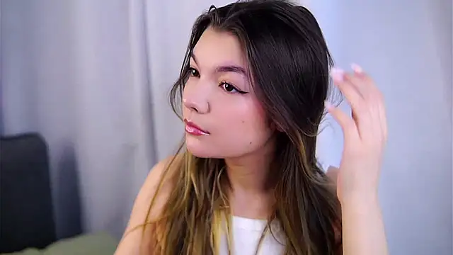 VeronaAppleberry online show from April 27, 2026, 1:36 am