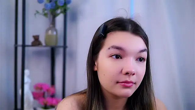 VeronaAppleberry online show from April 29, 2026, 1:21 am