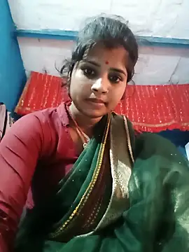 Snapshot of Nisha_Cute chatting on June 19, 2026, 2:05 am Nisha Cute online show from June 19, 2026, 2:05 am