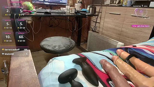 Snapshot of misteryman1956 chatting on October 20, 2025, 7:31 am misteryman1956 online show from October 20, 2025, 7:31 am