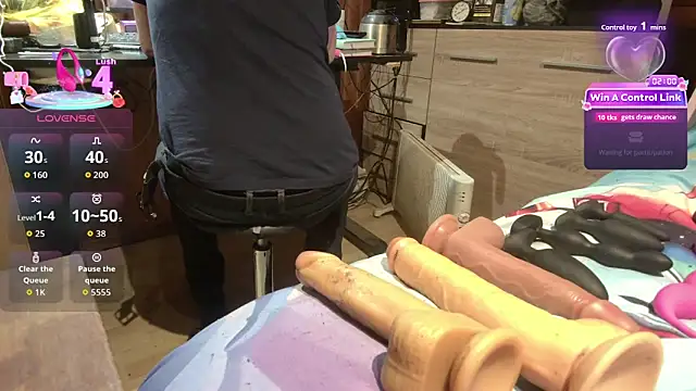 misteryman1956 online show from May 6, 2026, 6:08 am