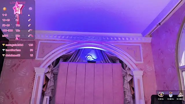 Snapshot of sheyla_sweet18 chatting on February 22, 2025, 10:40 am sheyla sweet18 online show from February 22, 2025, 10:40 am