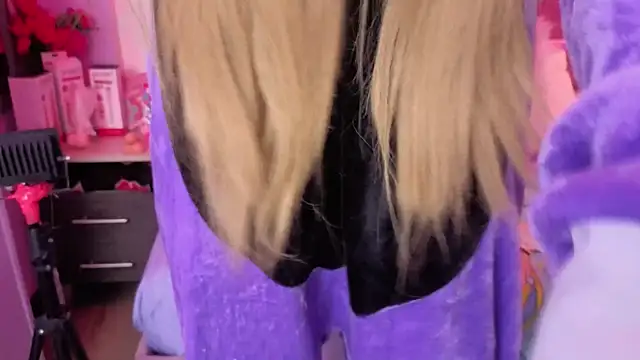 Snapshot of lauren_evans96 chatting on March 11, 2026, 3:45 am lauren evans96 online show from March 11, 2026, 3:45 am